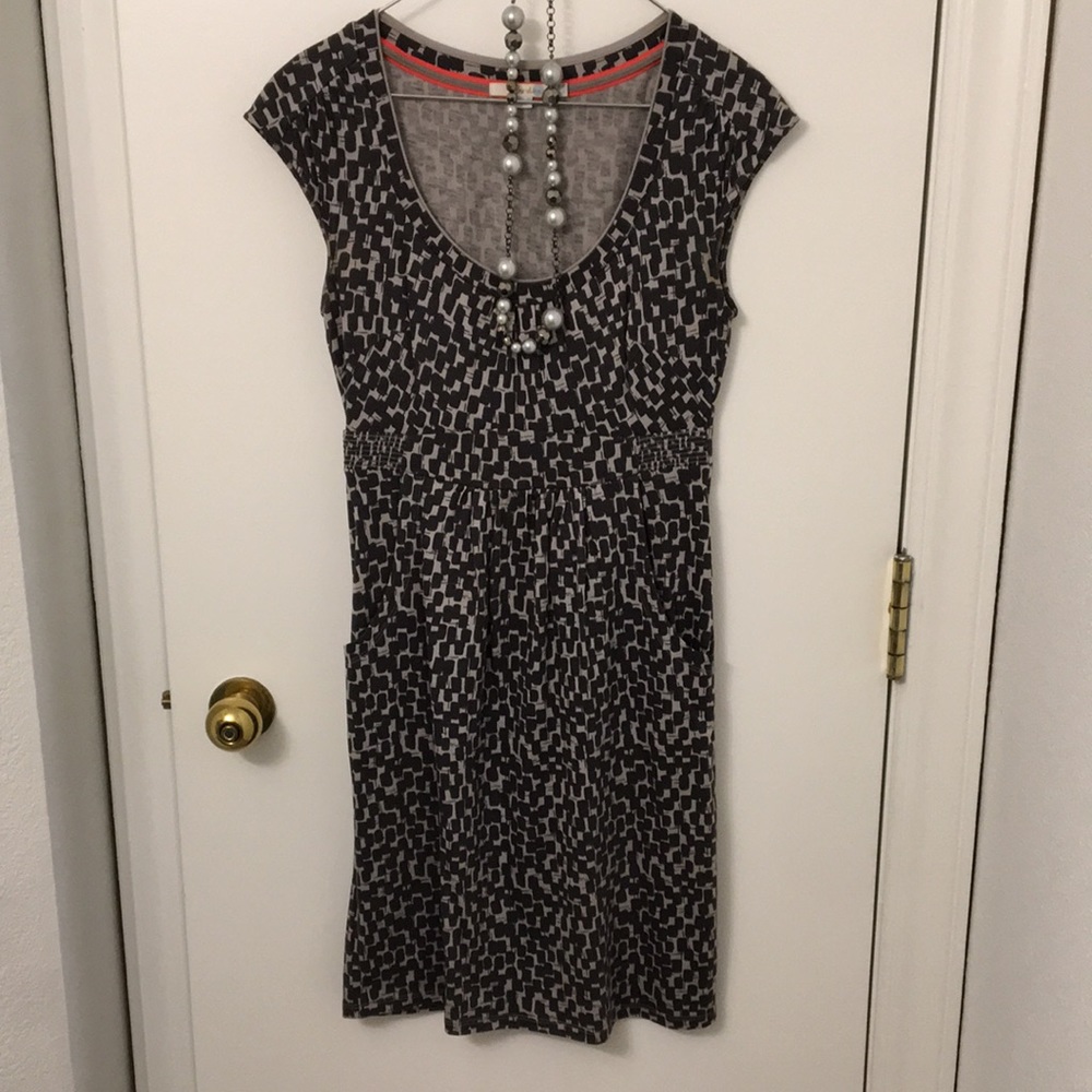 Boden Dress 2R